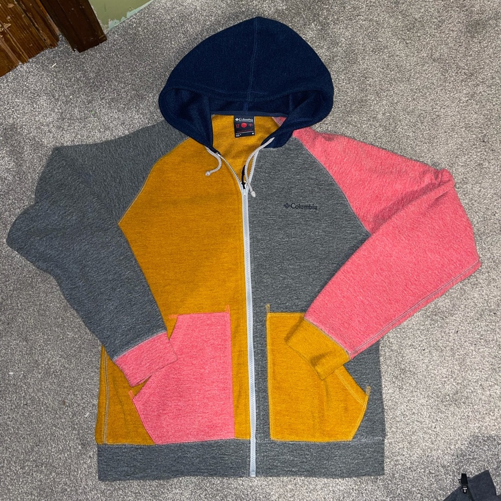 Columbia RARE Japan designed sweatshirt